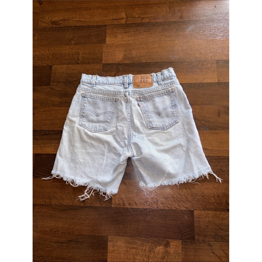 Levi's 550 Light Wash High-Rise Cutoff Denim Shorts Orange Tab Little E